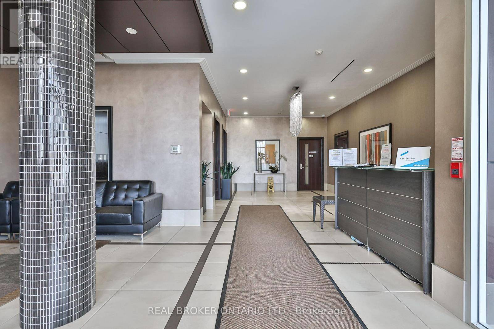 Markham (unionville), ON L6G0C8,111 Upper Duke CRES #301