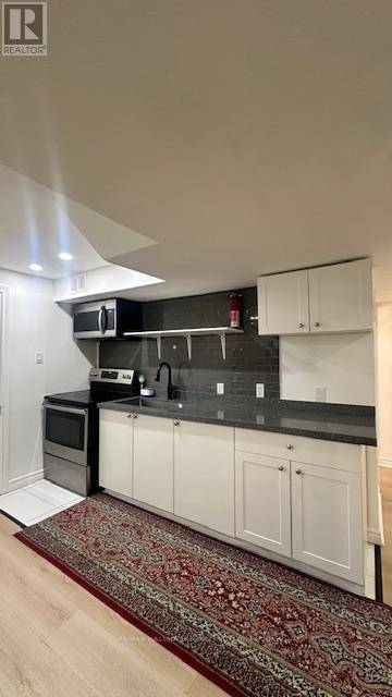 Richmond Hill (jefferson), ON L4E4C7,93 Greenbank DR #Bsmt