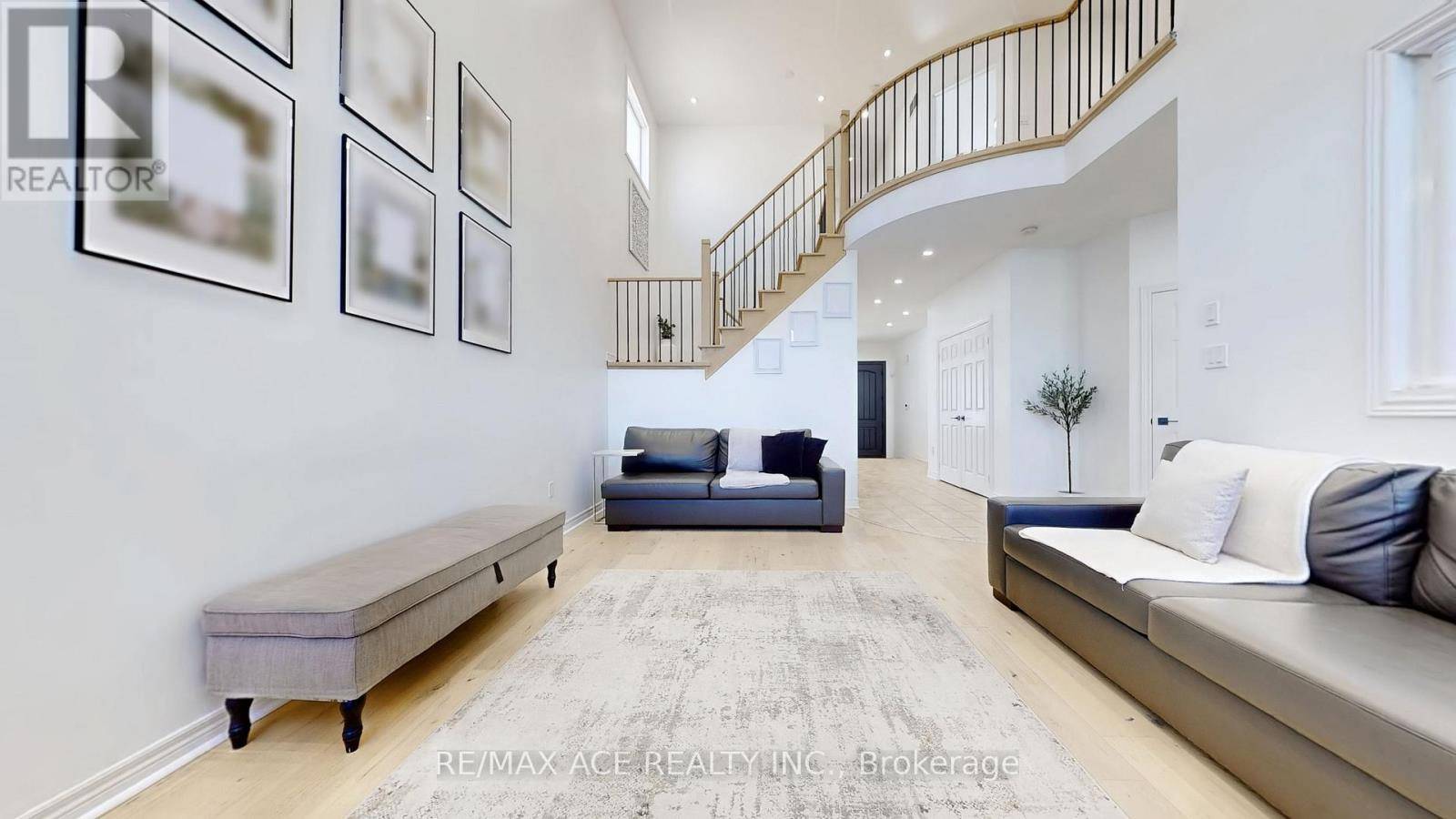 Vaughan (sonoma Heights), ON L4H1R3,200 MONTE CARLO DRIVE