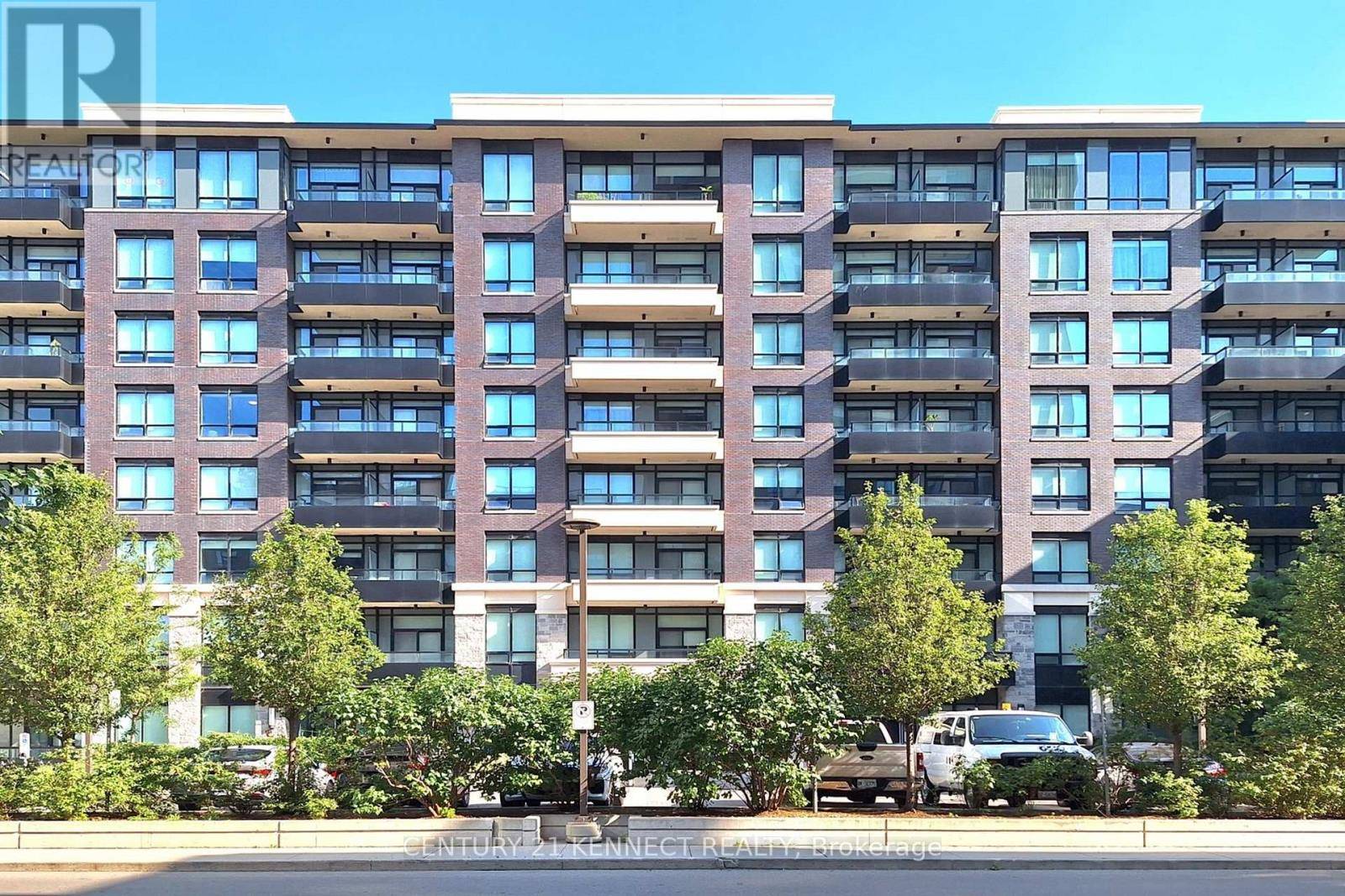 Markham (unionville), ON L6G0G3,25 Water Walk DR #621