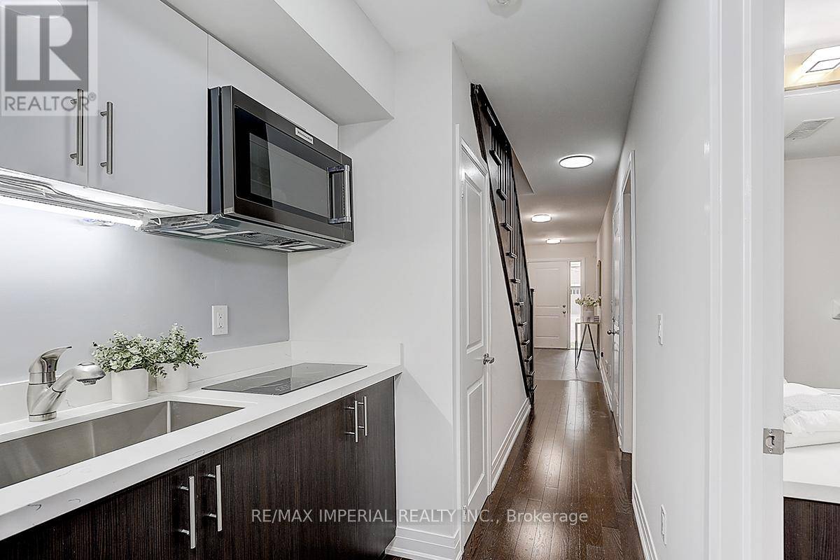 Richmond Hill (doncrest), ON L4B0G8,27 MCGURRAN LANE