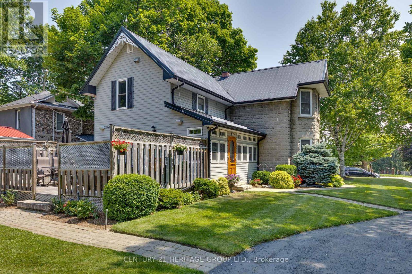 East Gwillimbury (queensville), ON L0G1R0,20314 LESLIE STREET