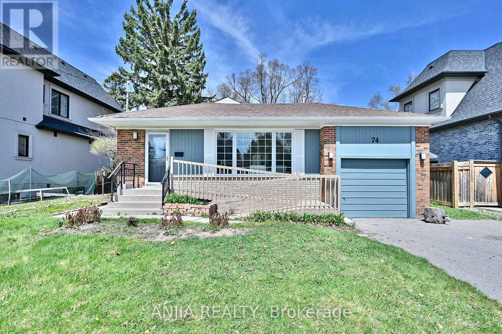 Markham (bullock), ON L3P1N8,74 ROBINSON STREET