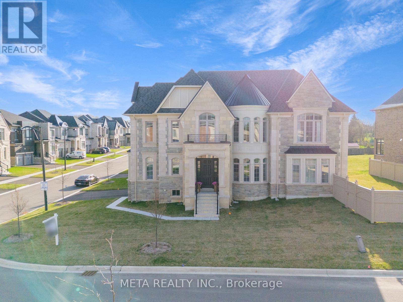 King (nobleton), ON L7B0P9,90 BROAD WAY