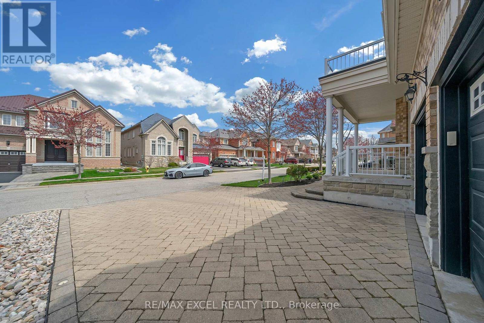 Markham (wismer), ON L6E1G9,15 HAWKSBURY ROAD