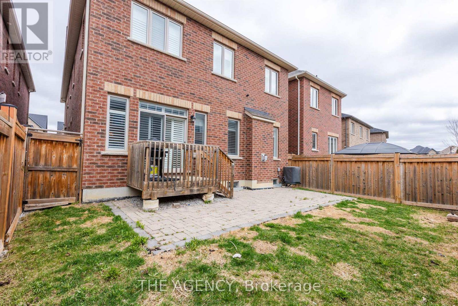 Vaughan (kleinburg), ON L4H4H9,20 NOCTURNE AVENUE