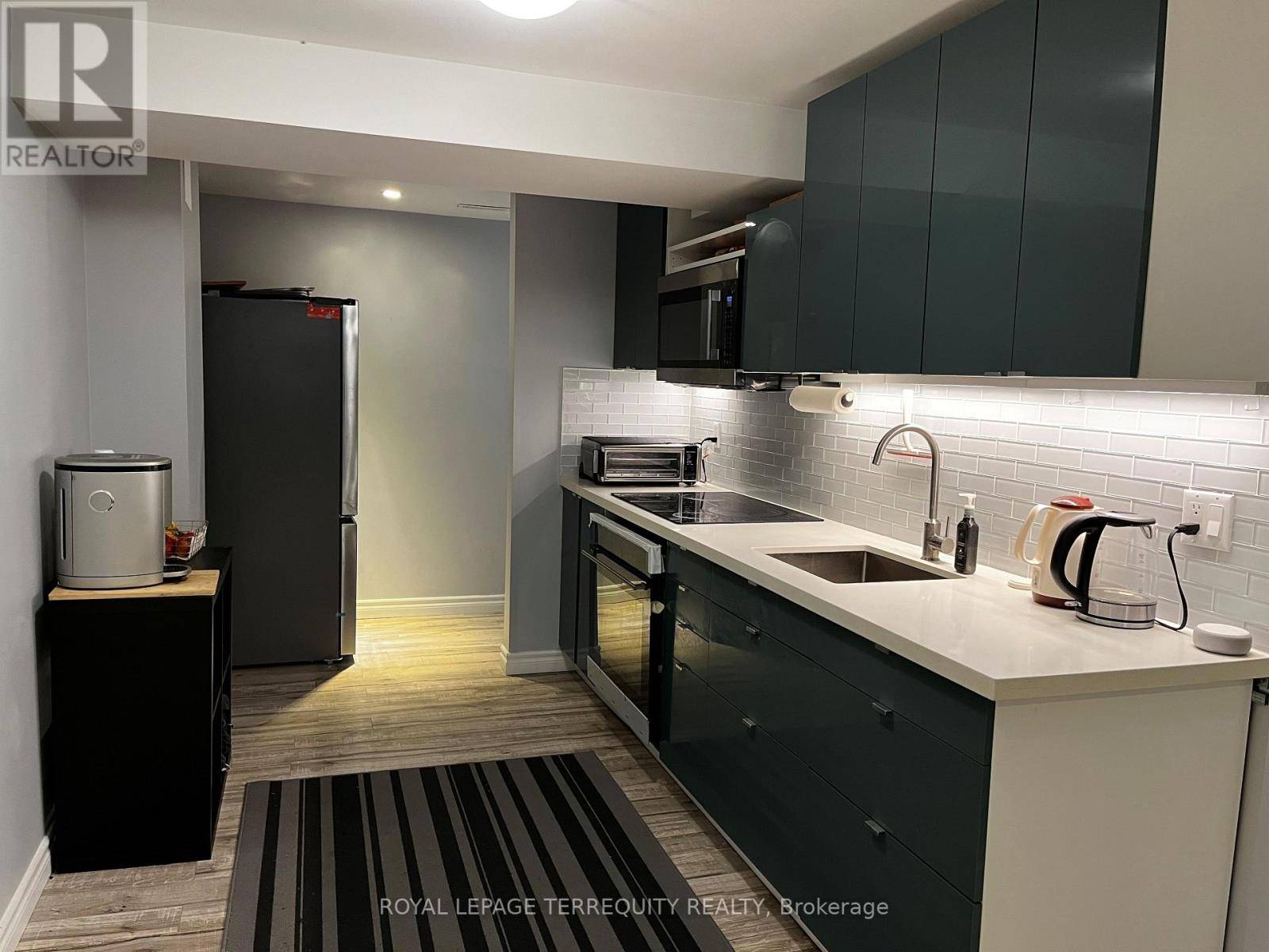 Markham (milliken Mills East), ON L3S1K8,119 CARTMEL DRIVE