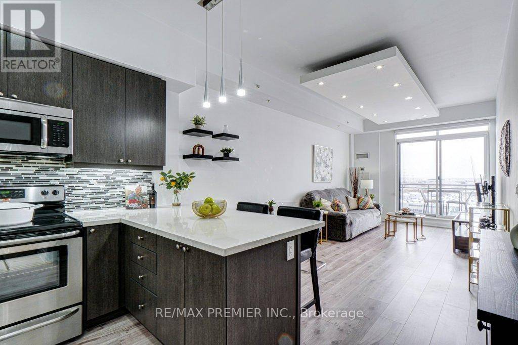 Vaughan (vaughan Grove), ON L4L8C3,12 Woodstream BLVD #1004