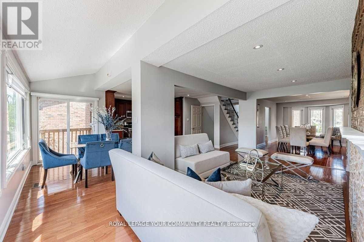 Vaughan (brownridge), ON L4J6P1,26 MILLCROFT WAY