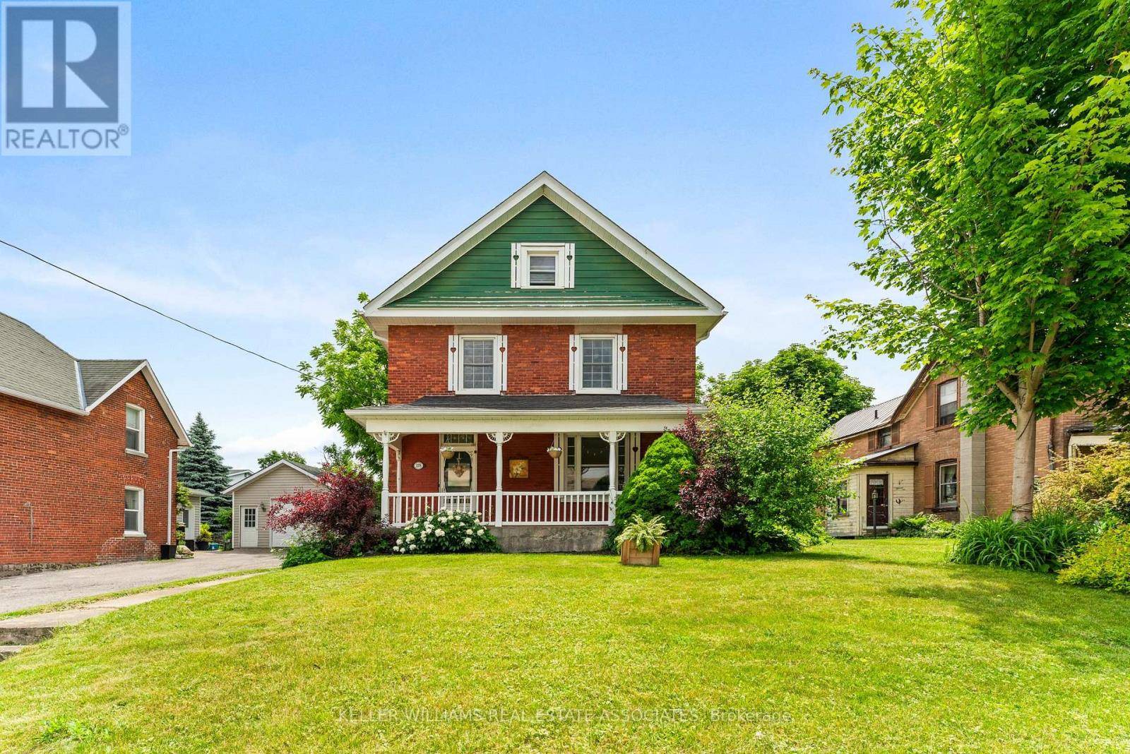 Innisfil (lefroy), ON L0L1W0,1379 KILLARNEY BEACH ROAD