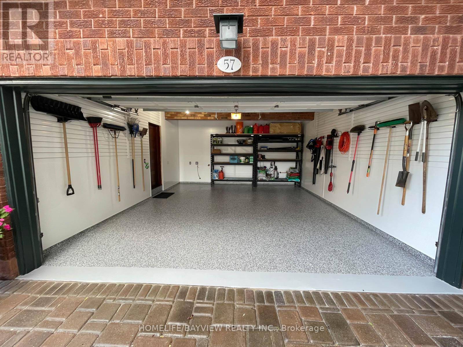 Richmond Hill (north Richvale), ON L4C9V7,57 LUND STREET