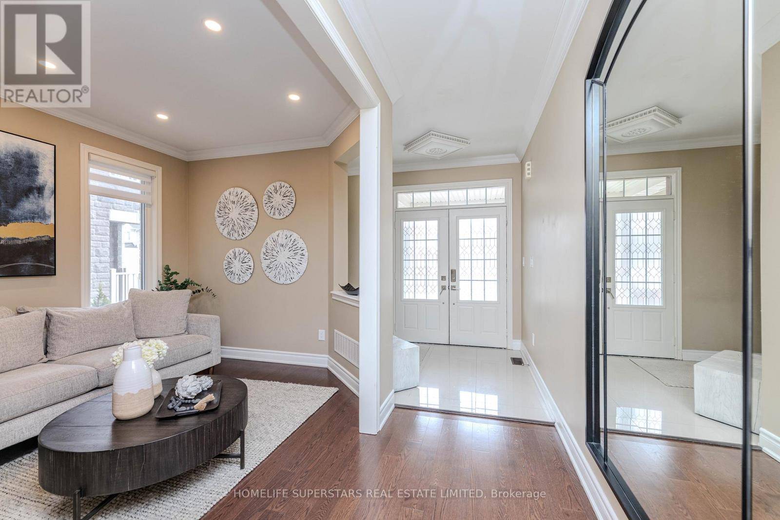 Bradford West Gwillimbury (bradford), ON L3Z0X7,50 ROMANELLI CRESCENT