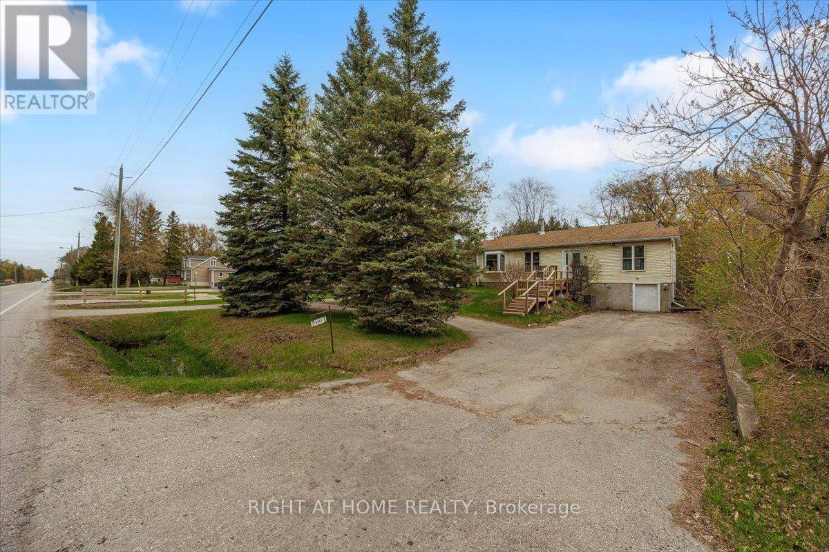 East Gwillimbury (holland Landing), ON L9N1N3,19943 BATHURST STREET