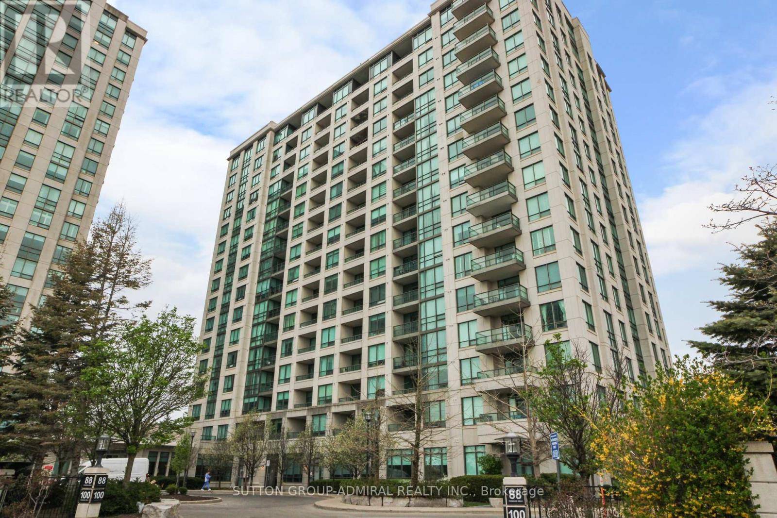 Vaughan (brownridge), ON L4J7W7,100 Promenade CIR #1604