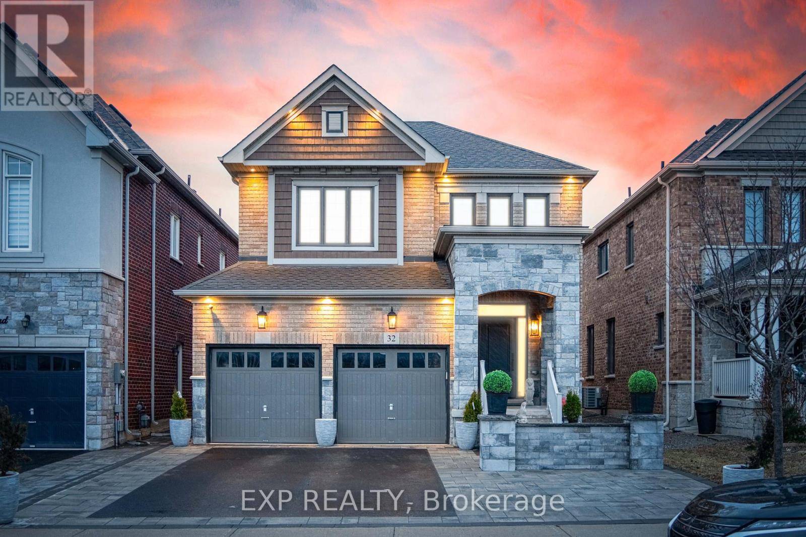 East Gwillimbury (sharon), ON L9N0S5,32 DEER PASS ROAD
