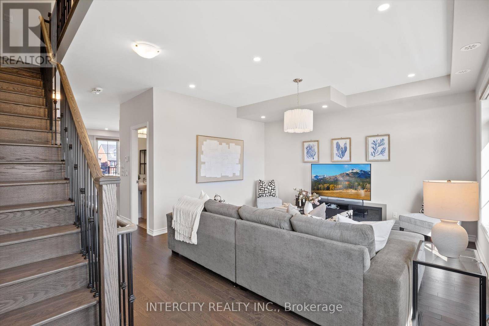 Markham (angus Glen), ON L6C3J8,9710 KENNEDY ROAD