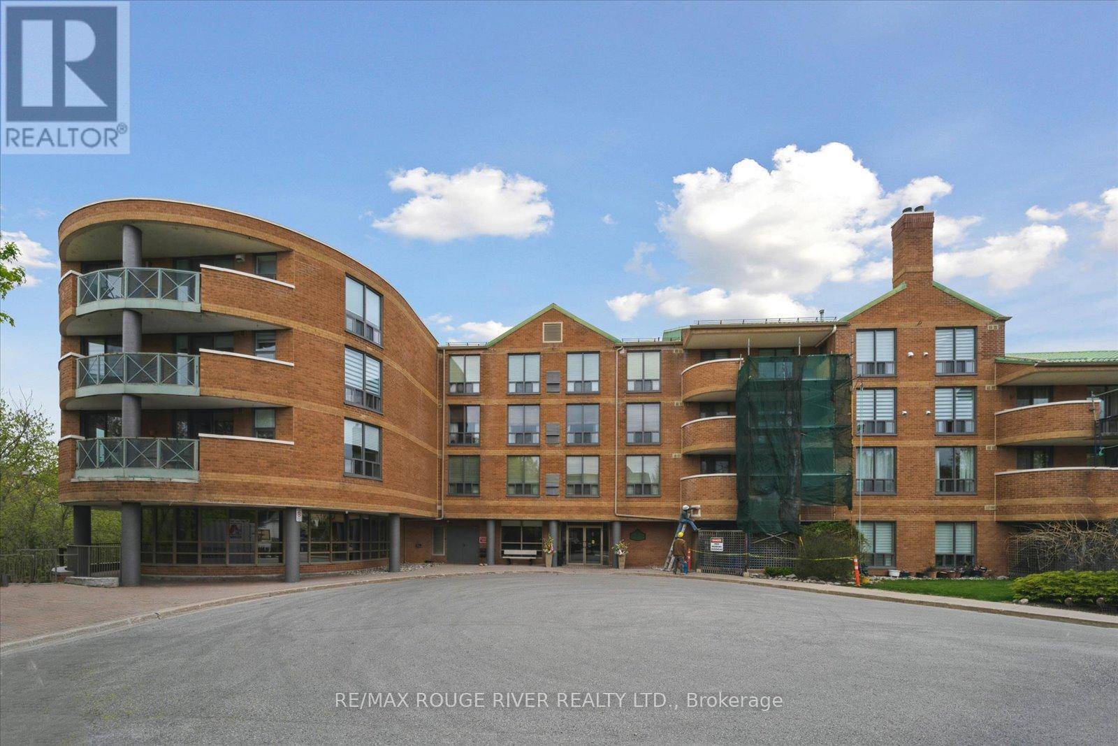 Markham (old Markham Village), ON L3P1N1,30 Wilson ST #210