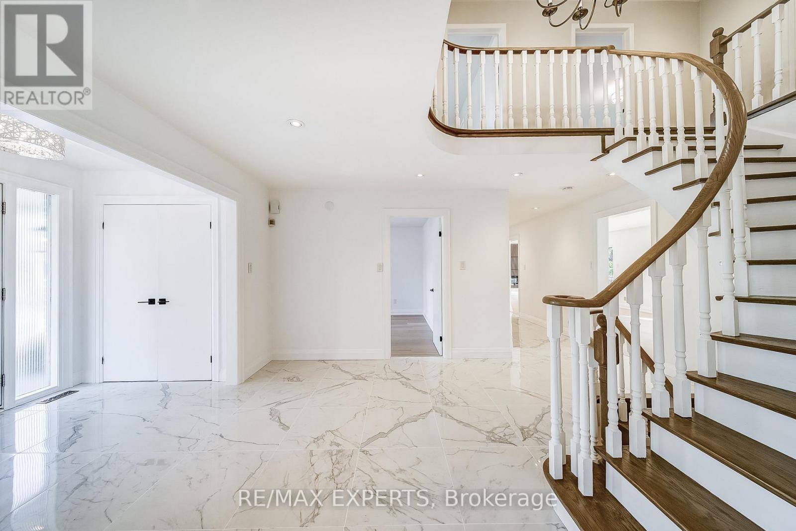 Vaughan (east Woodbridge), ON L4L3G5,85 VILLA PARK DRIVE