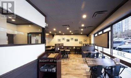 Markham (thornhill), ON M2N3G1,7359 YONGE STREET