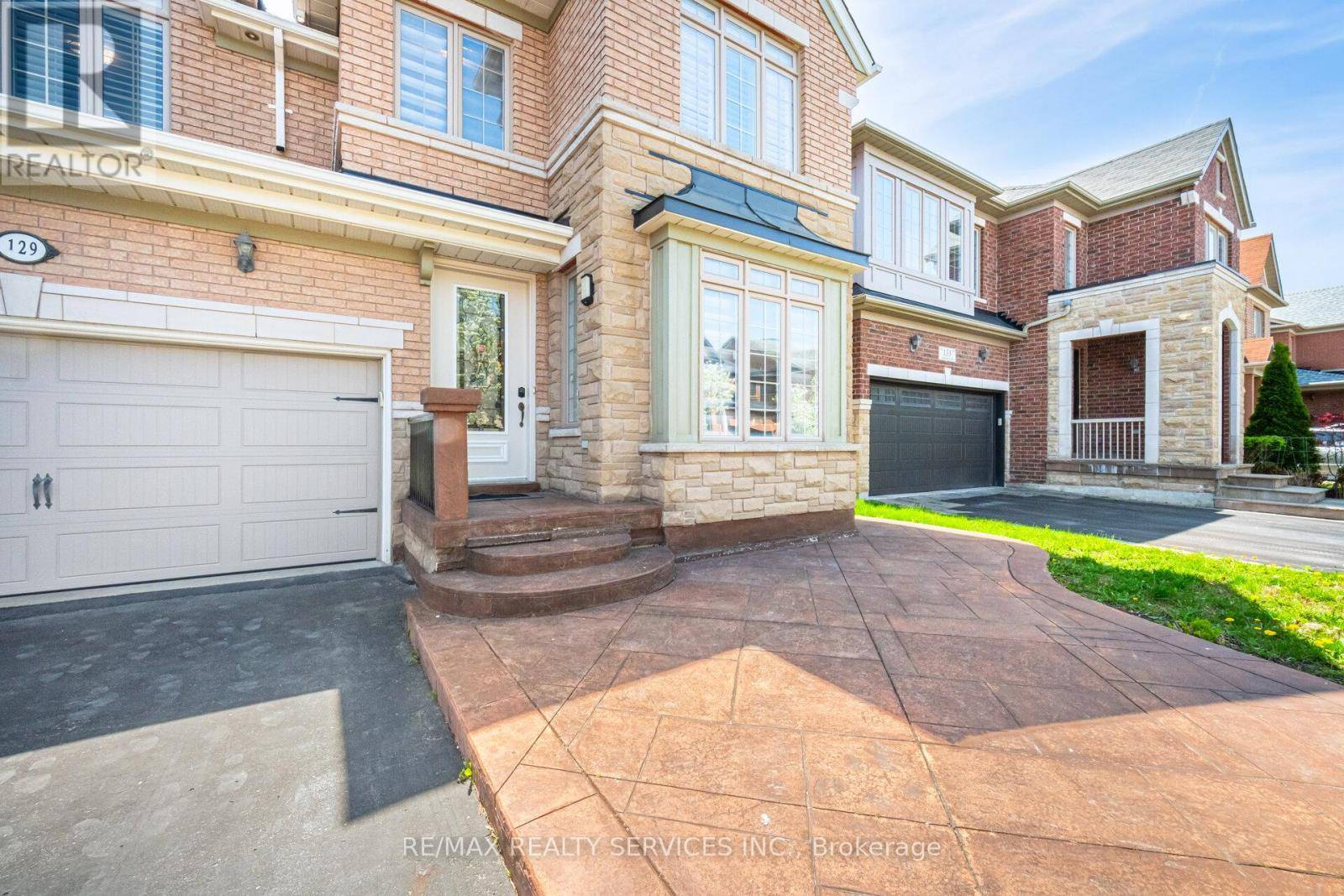 Vaughan (patterson), ON L4J9G9,129 SEABREEZE AVENUE
