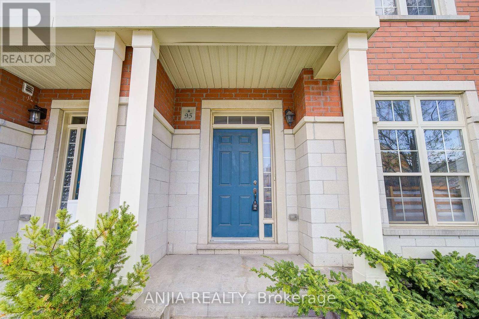Markham (cathedraltown), ON L6C0P2,95 ANTHONY ROMAN AVENUE