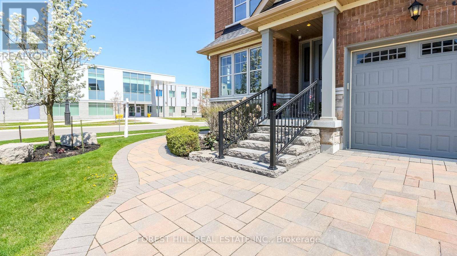 Bradford West Gwillimbury (bradford), ON L3Z0V6,59 LEITH DRIVE N