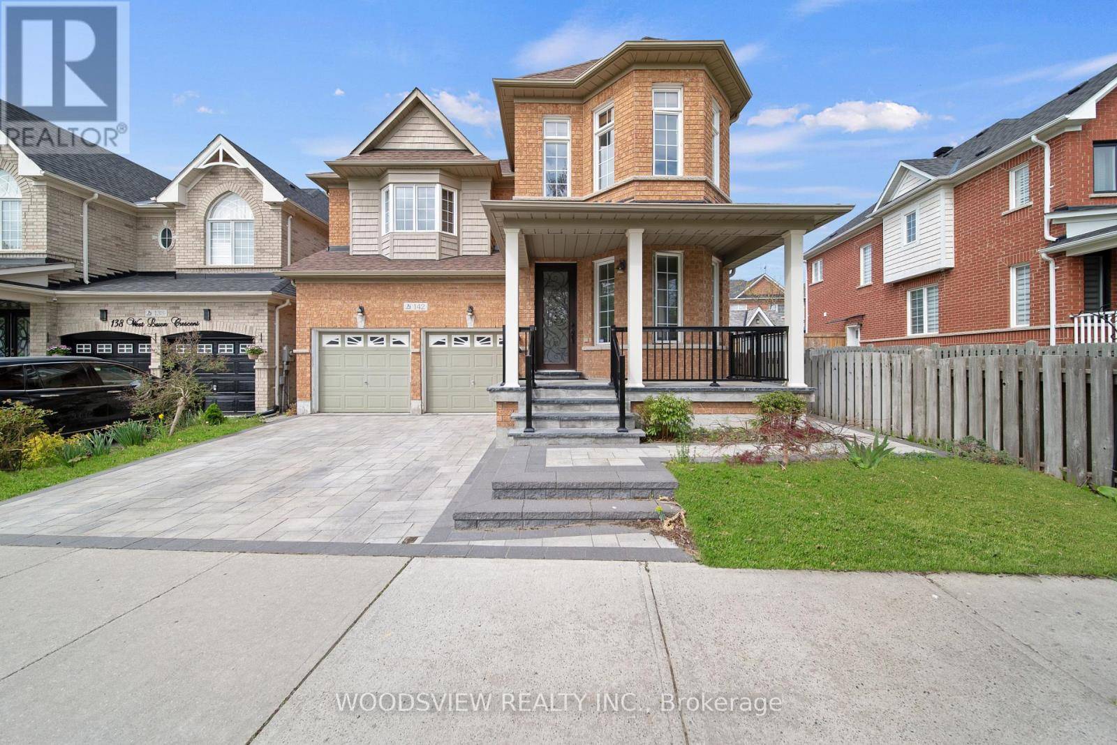 Whitchurch-stouffville (stouffville), ON L4A0B4,142 WEST LAWN CRESCENT