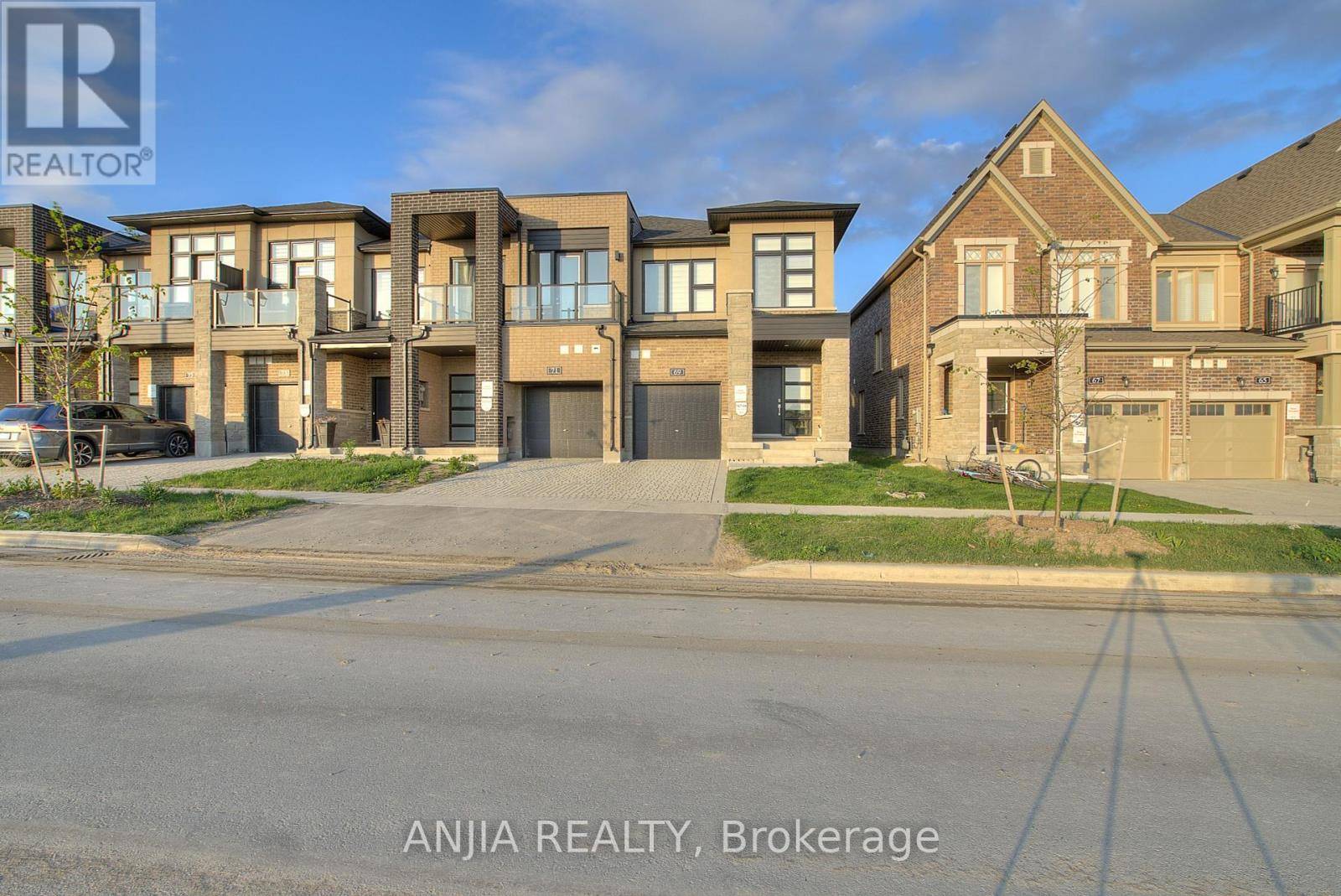 Markham (angus Glen), ON L6C3K4,69 FREEMAN WILLIAMS STREET