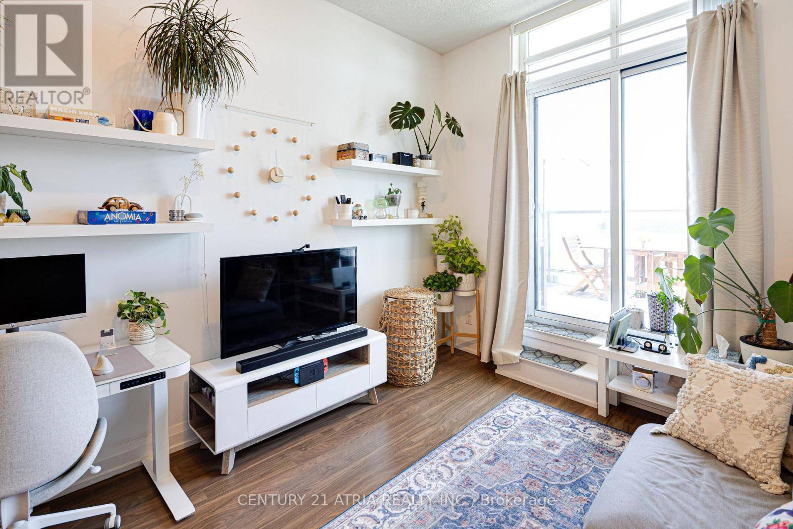 Markham (grandview), ON L3T0C8,7161 Yonge ST #328