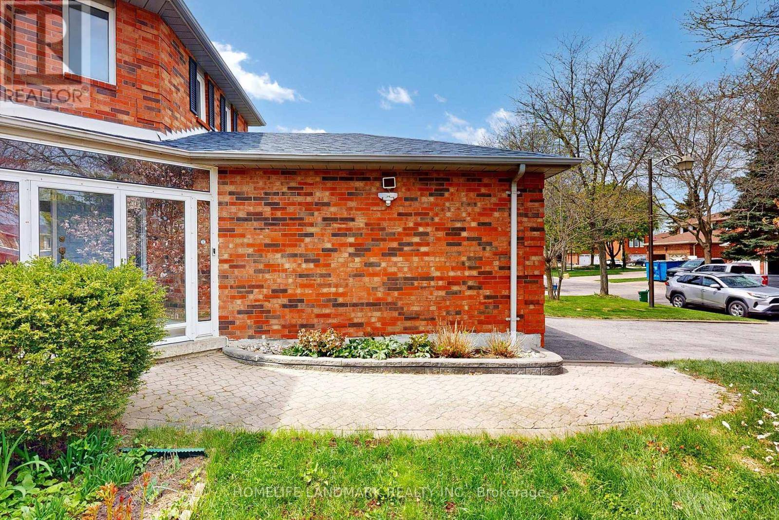Markham (unionville), ON L3R8K9,7 LANCASHIRE ROAD
