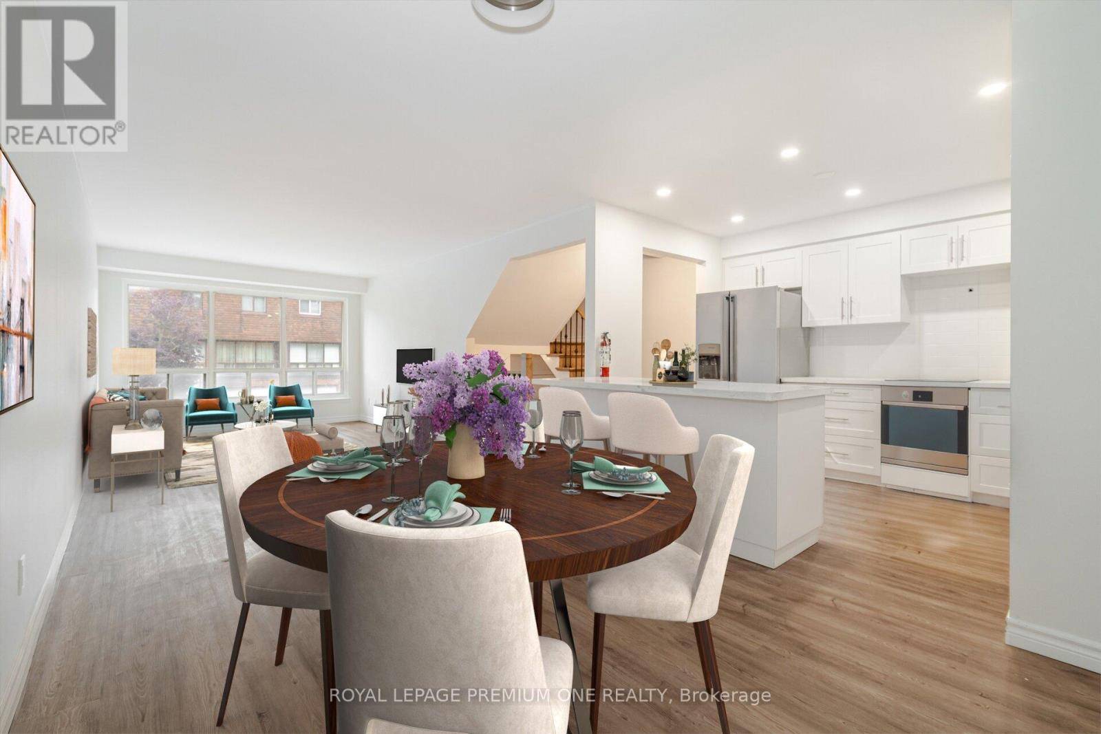 Markham (royal Orchard), ON L3T3Z8,48 Stately WAY #24