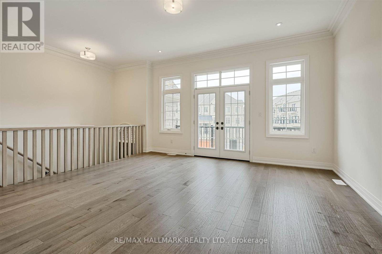 Markham (angus Glen), ON L6C3L5,5 WEST VILLAGE LANE