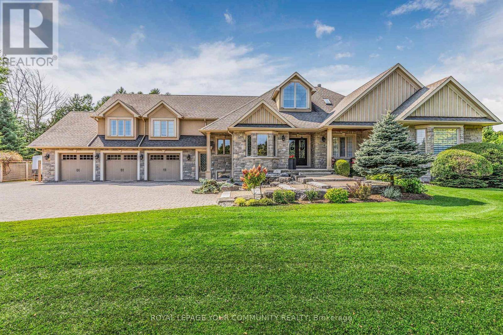 East Gwillimbury, ON L0G1V0,25 RIVERSTONE COURT