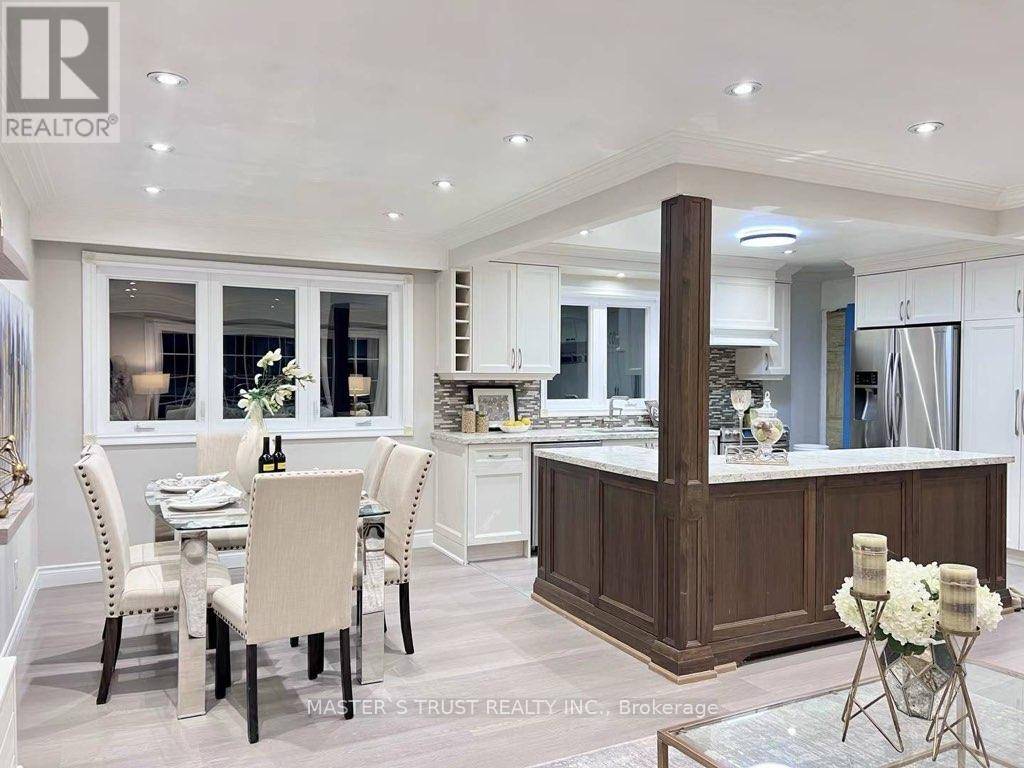 Whitchurch-stouffville (stouffville), ON L4A3A4,305 SUNSET MAIN LEVEL BOULEVARD