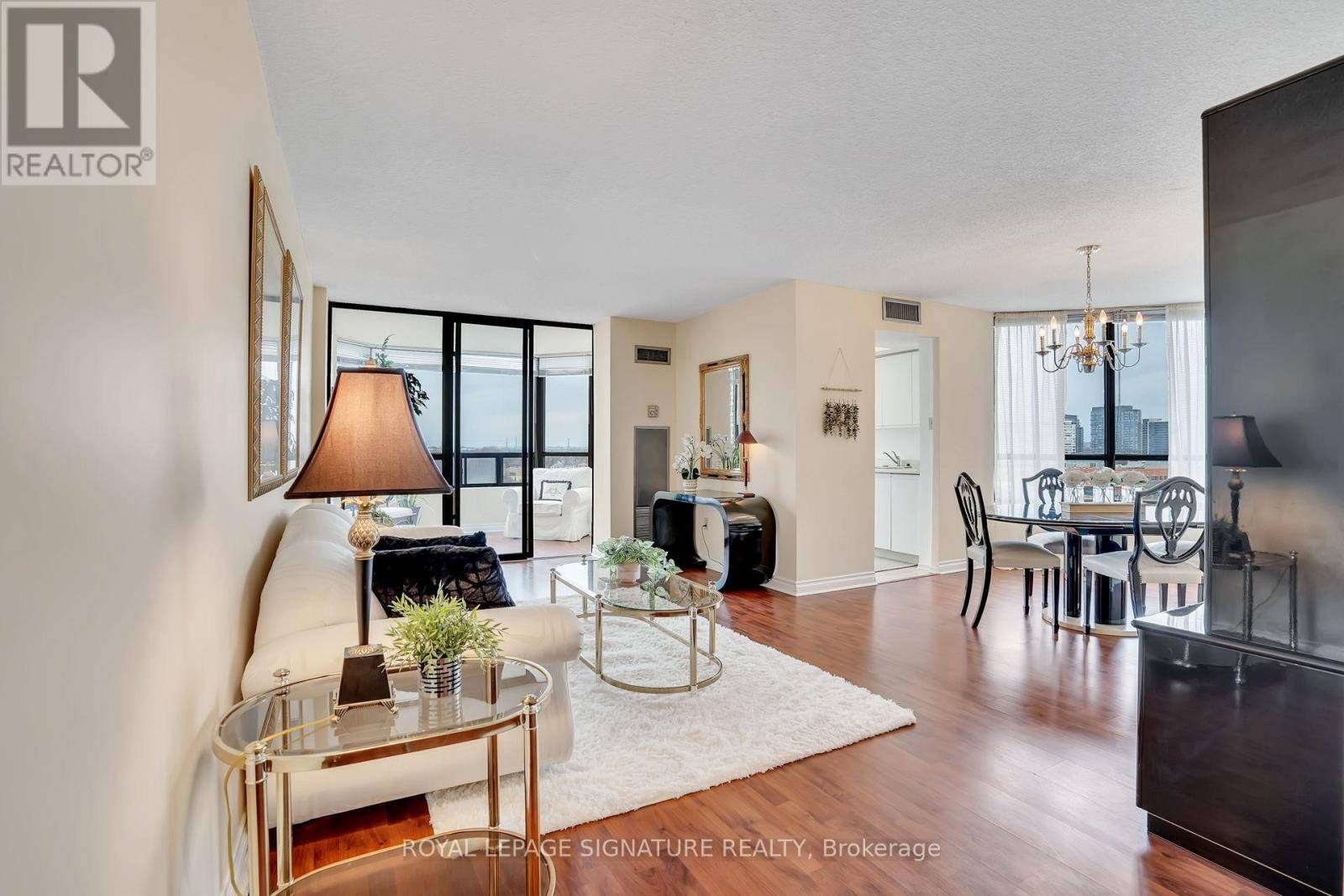 Vaughan (brownridge), ON L4J7K8,7440 Bathurst ST #903
