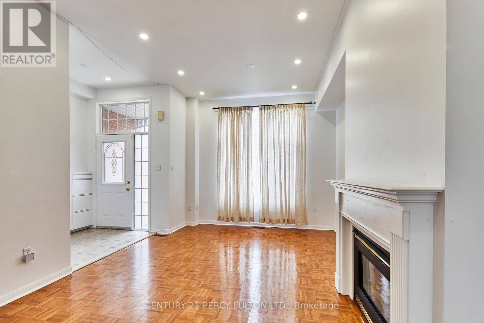 Markham (cornell), ON L6B1B6,130 WALKERVILLE ROAD