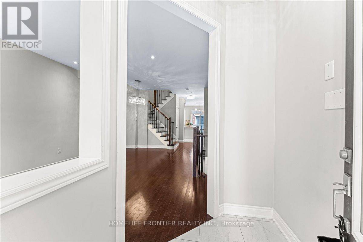 Vaughan (patterson), ON L6A4W4,1331 Major Mackenzie DR #32