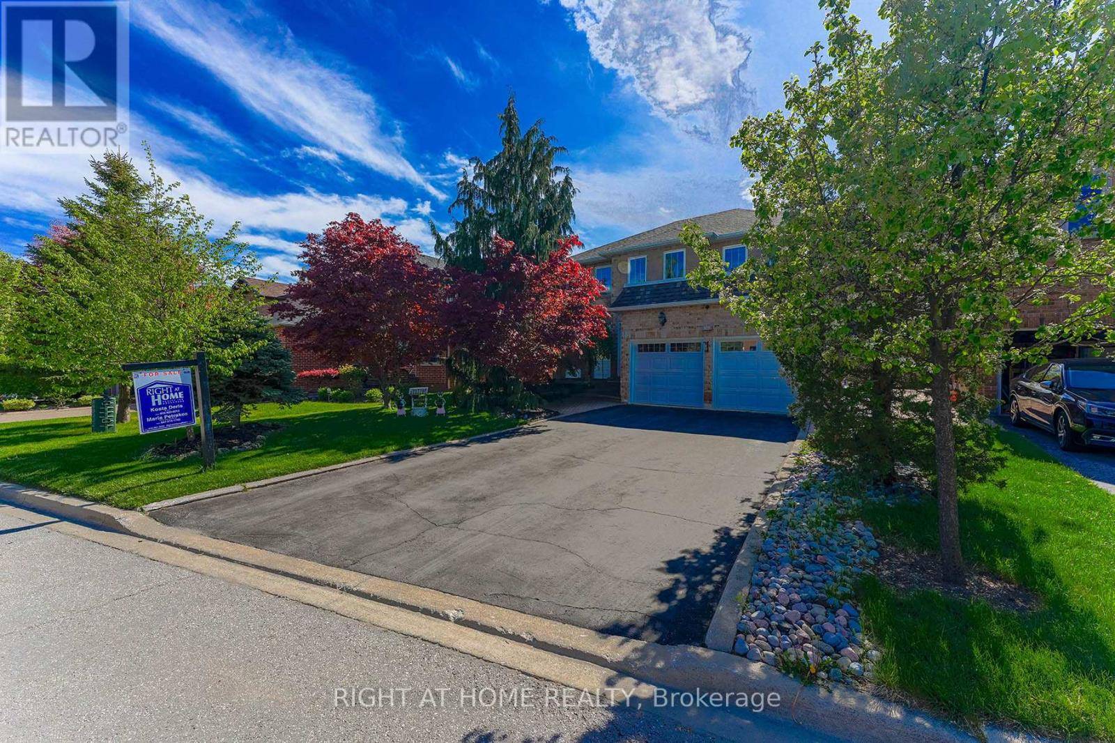 Richmond Hill (westbrook), ON L4C9G3,18 CHIP COURT