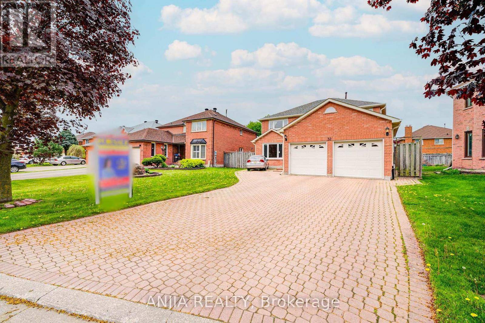 Markham (milliken Mills East), ON L3R6S1,32 BRACKIN ROAD