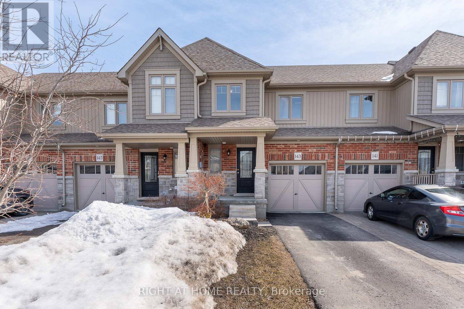 New Tecumseth (alliston), ON L9R0P9,143 HUTCHINSON DRIVE
