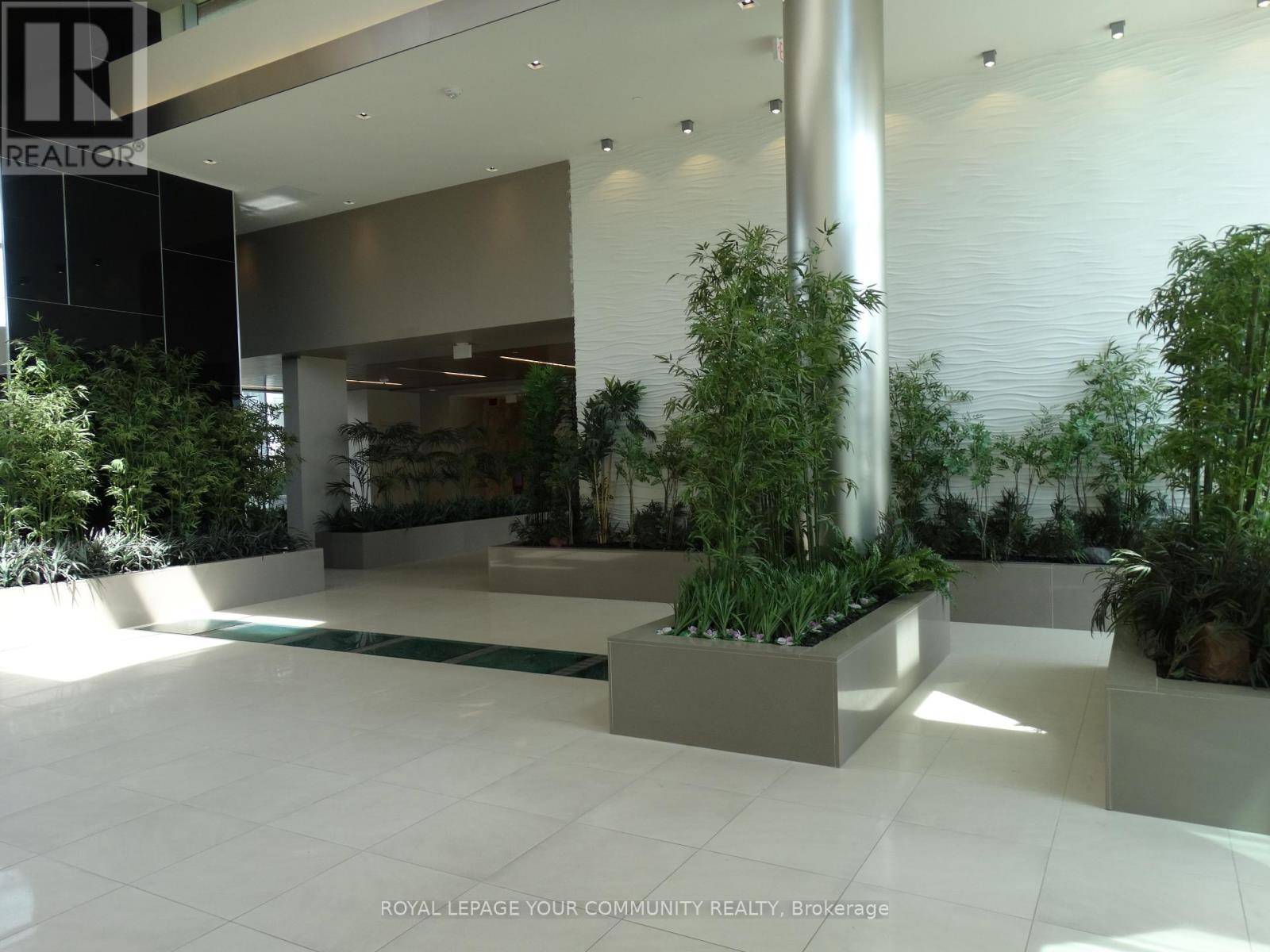 Richmond Hill (north Richvale), ON L4C0X3,9600 Yonge ST #515B