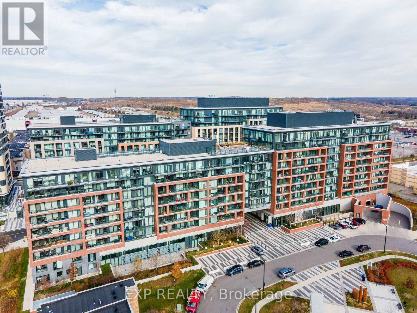 Vaughan (maple), ON L6A5A7,99 Eagle Rock WAY #727