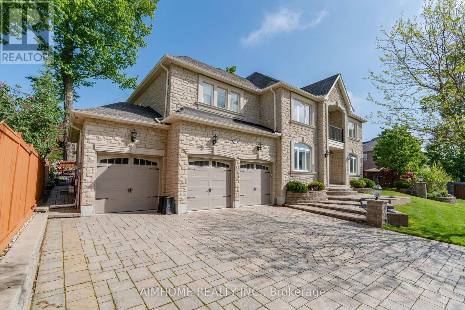 Markham (unionville), ON L3R5W5,29 WARDEN WOODS COURT