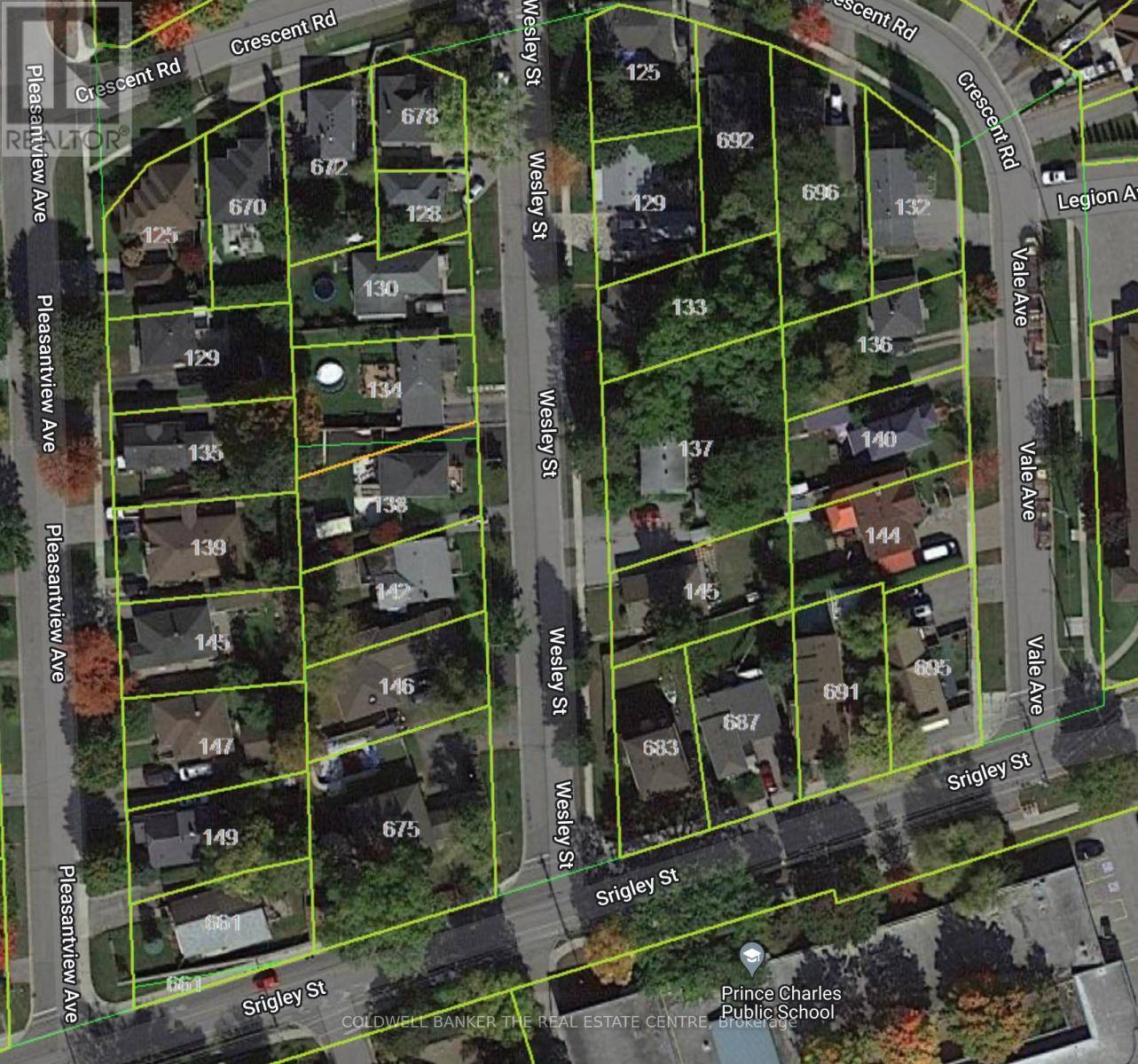 Newmarket (gorham-college Manor), ON L3Y3N9,137 WESLEY STREET