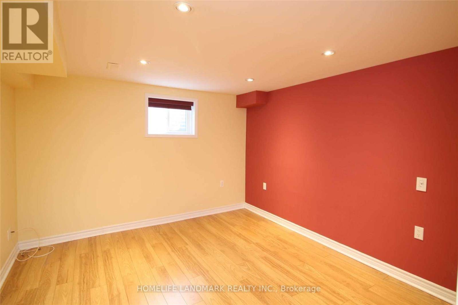 Richmond Hill (north Richvale), ON L4C7P2,21 Marsh ST #Lower