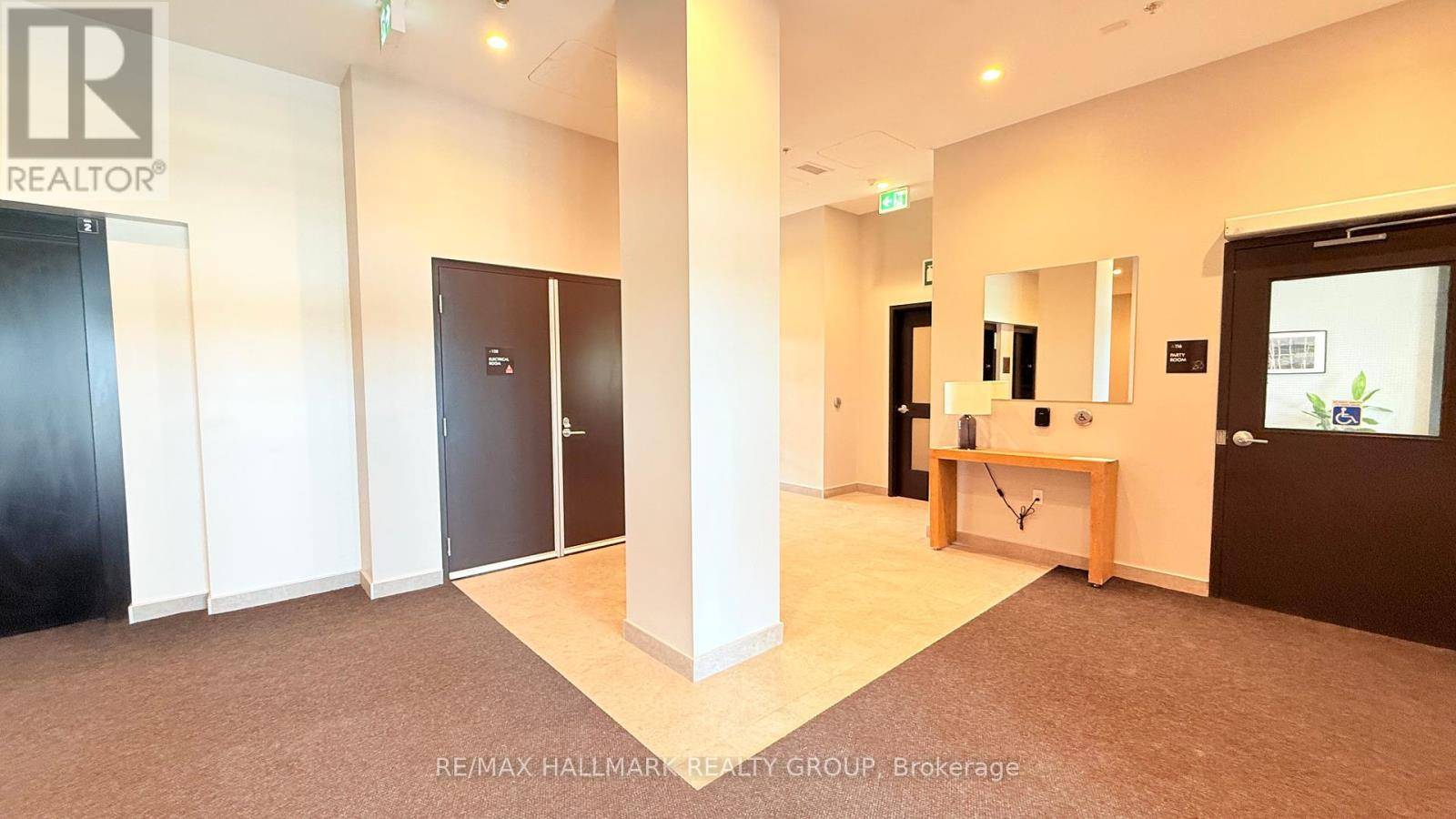 Ottawa, ON K1K3X3,1350 Hemlock RD #205