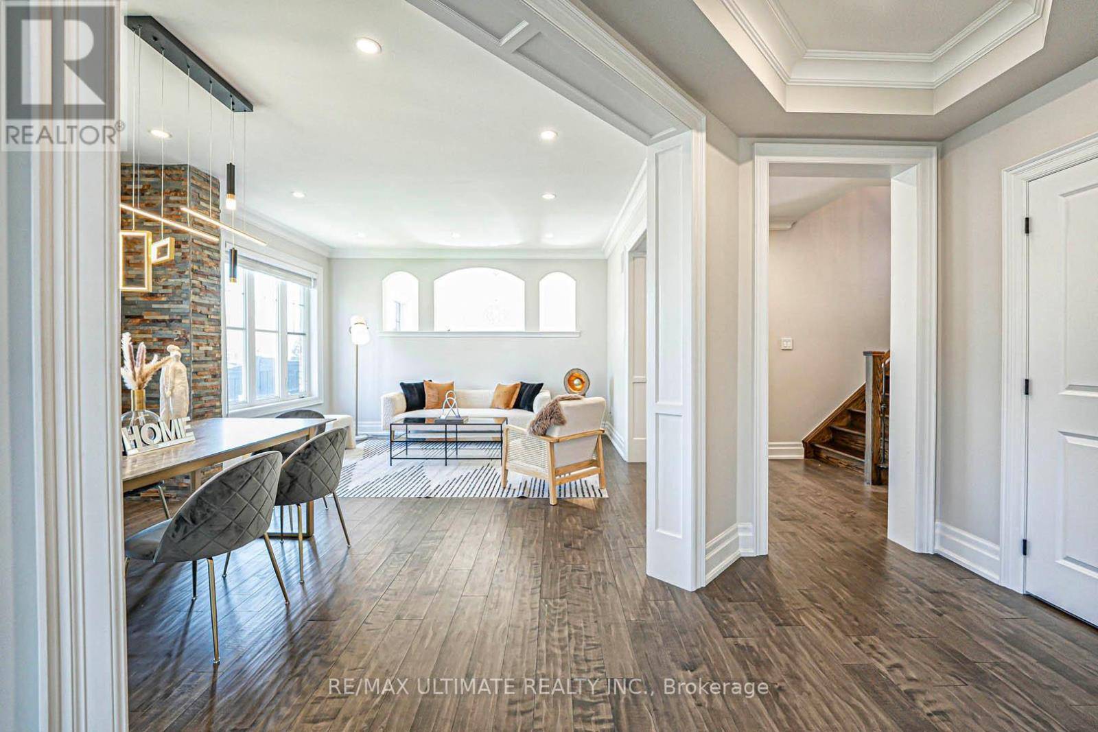 Richmond Hill (jefferson), ON L4E0N9,139 SHADOW FALLS DRIVE