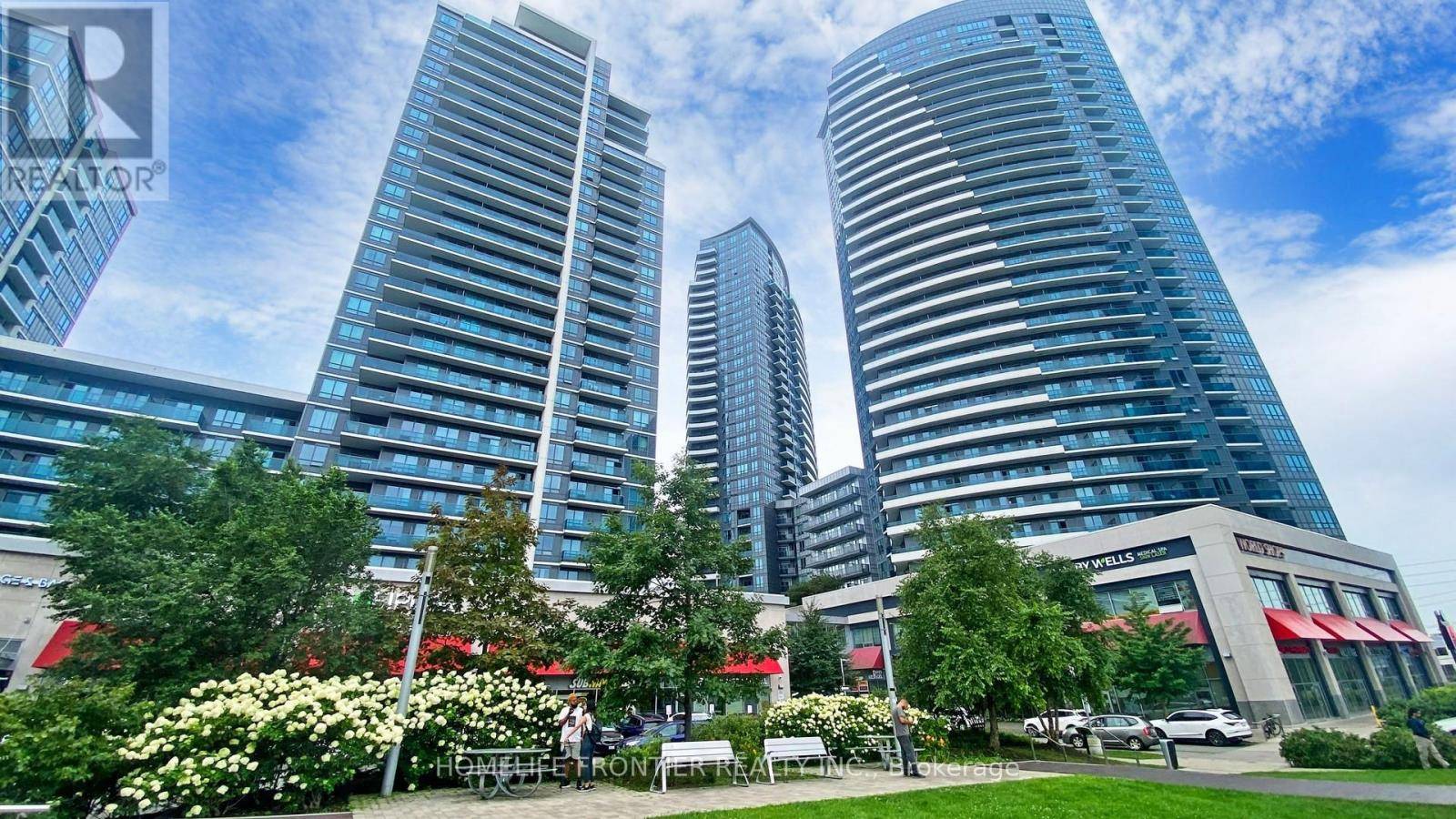 Markham (thornhill), ON L3T0C8,7161 YONGE ST #2528