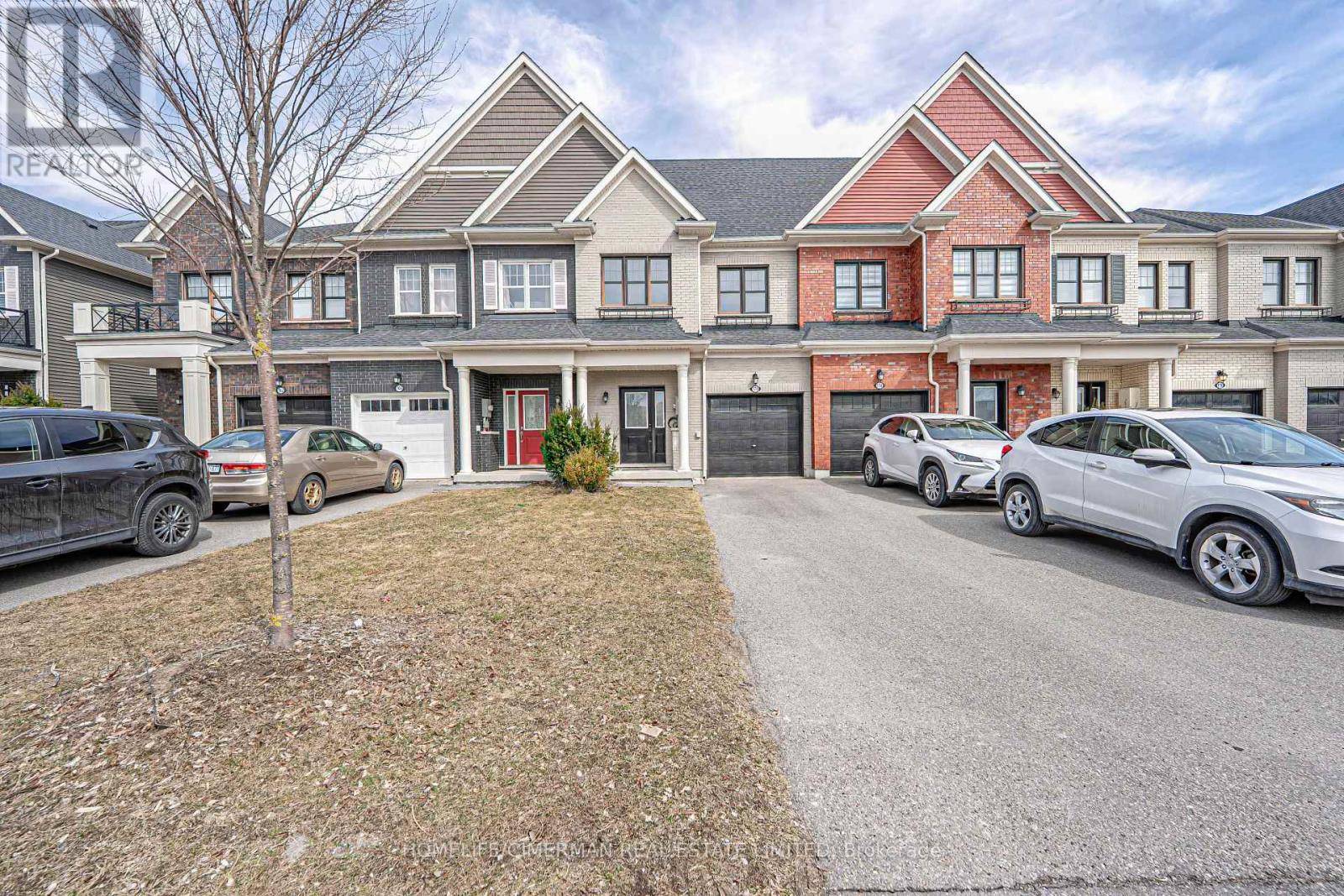 Whitchurch-stouffville (stouffville), ON L4A1Y5,170 BOADWAY CRESCENT