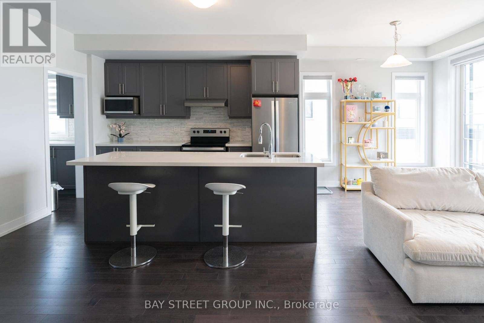 Markham (angus Glen), ON L6C3J7,9654 KENNEDY ROAD